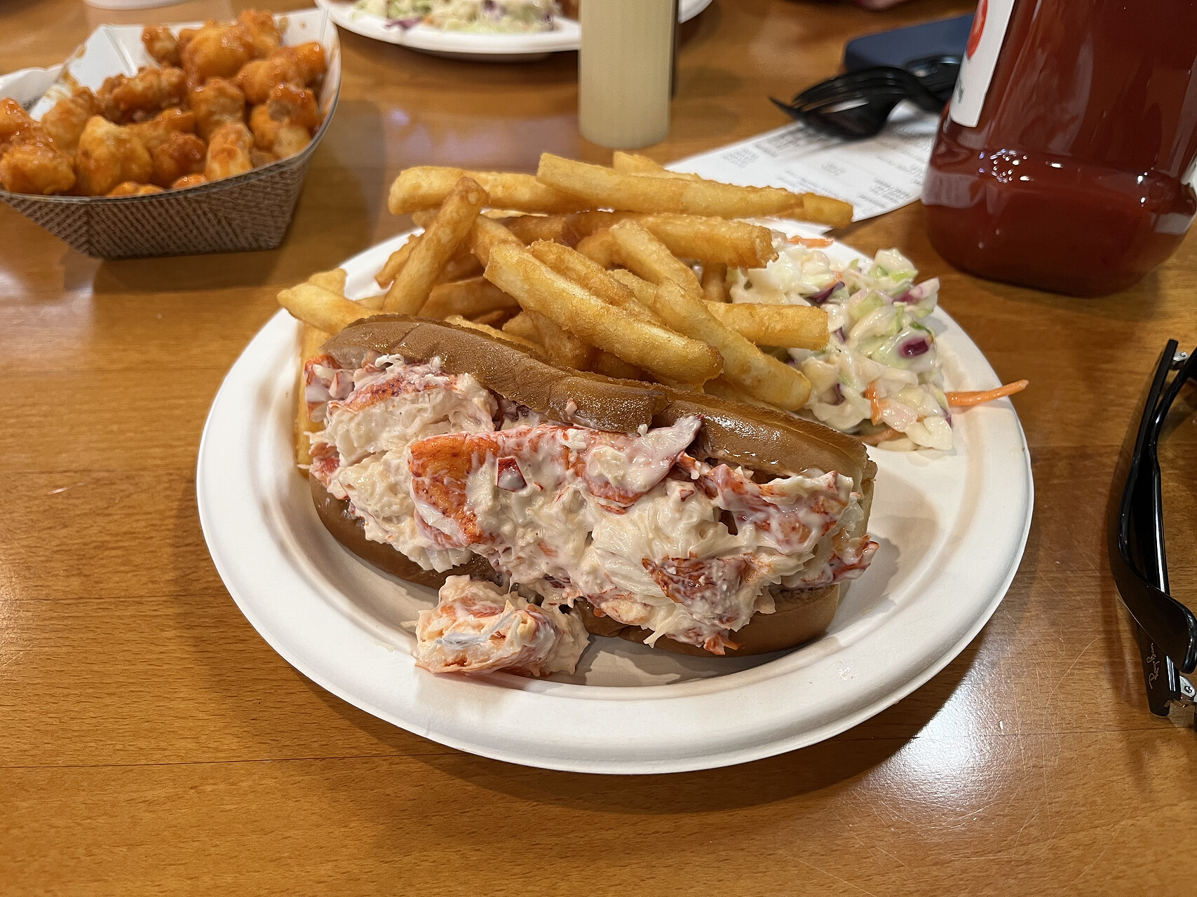 Lobster Claw lobster roll